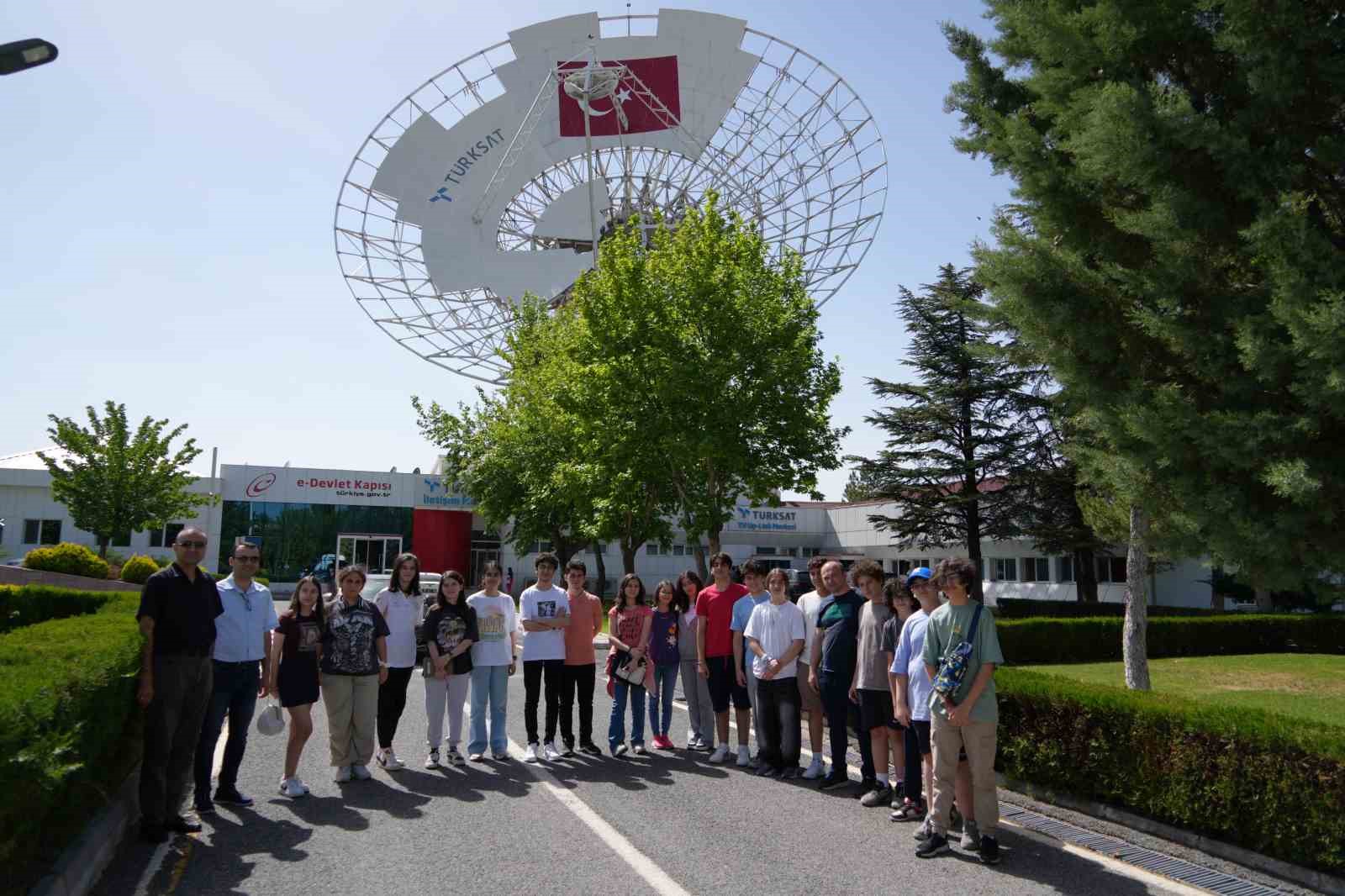 Genç girişimci adayları Türksat ve FNSS’yi inceledi
