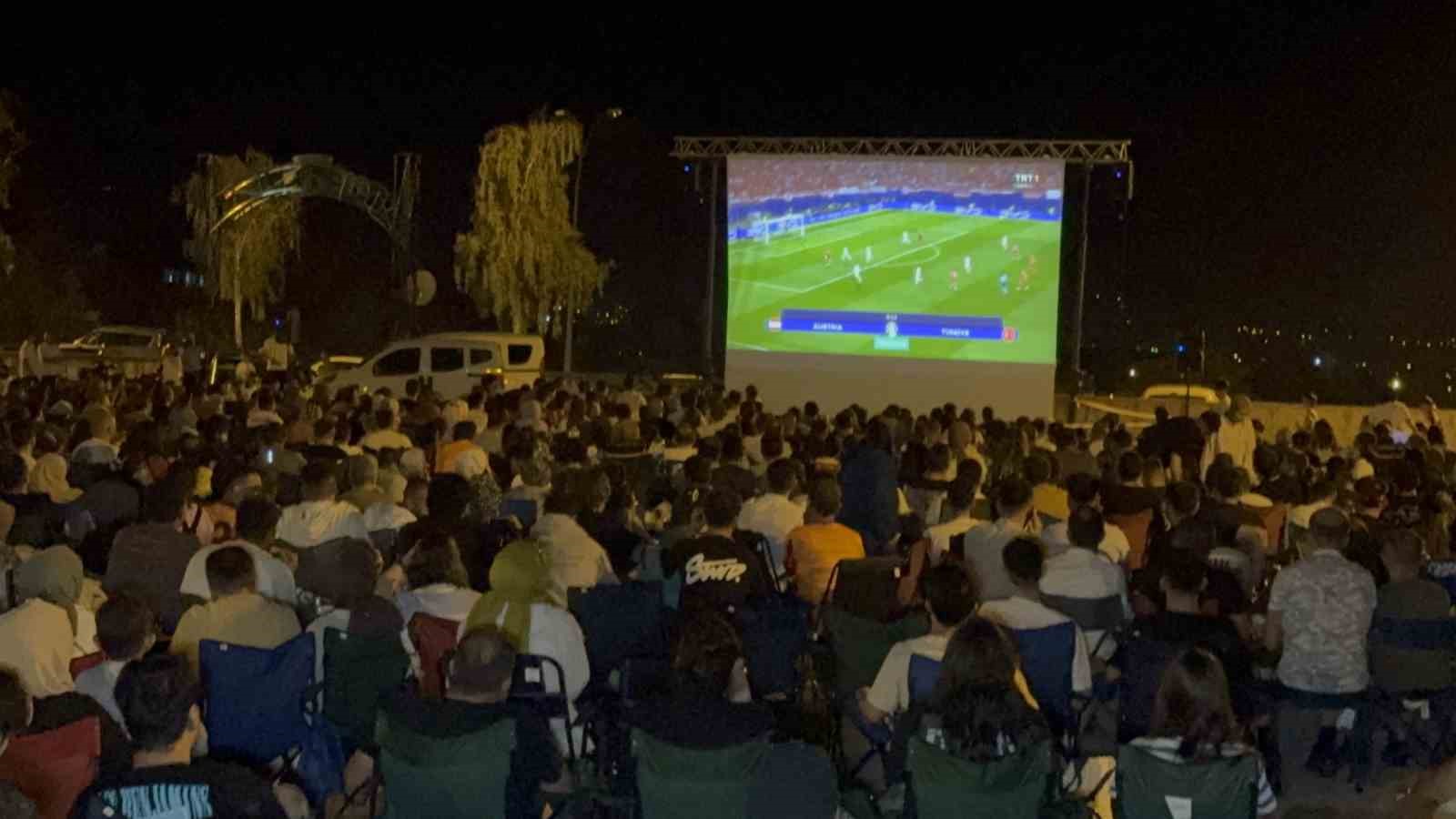 Düzce’de binlerce taraftar tek yürek oldu
