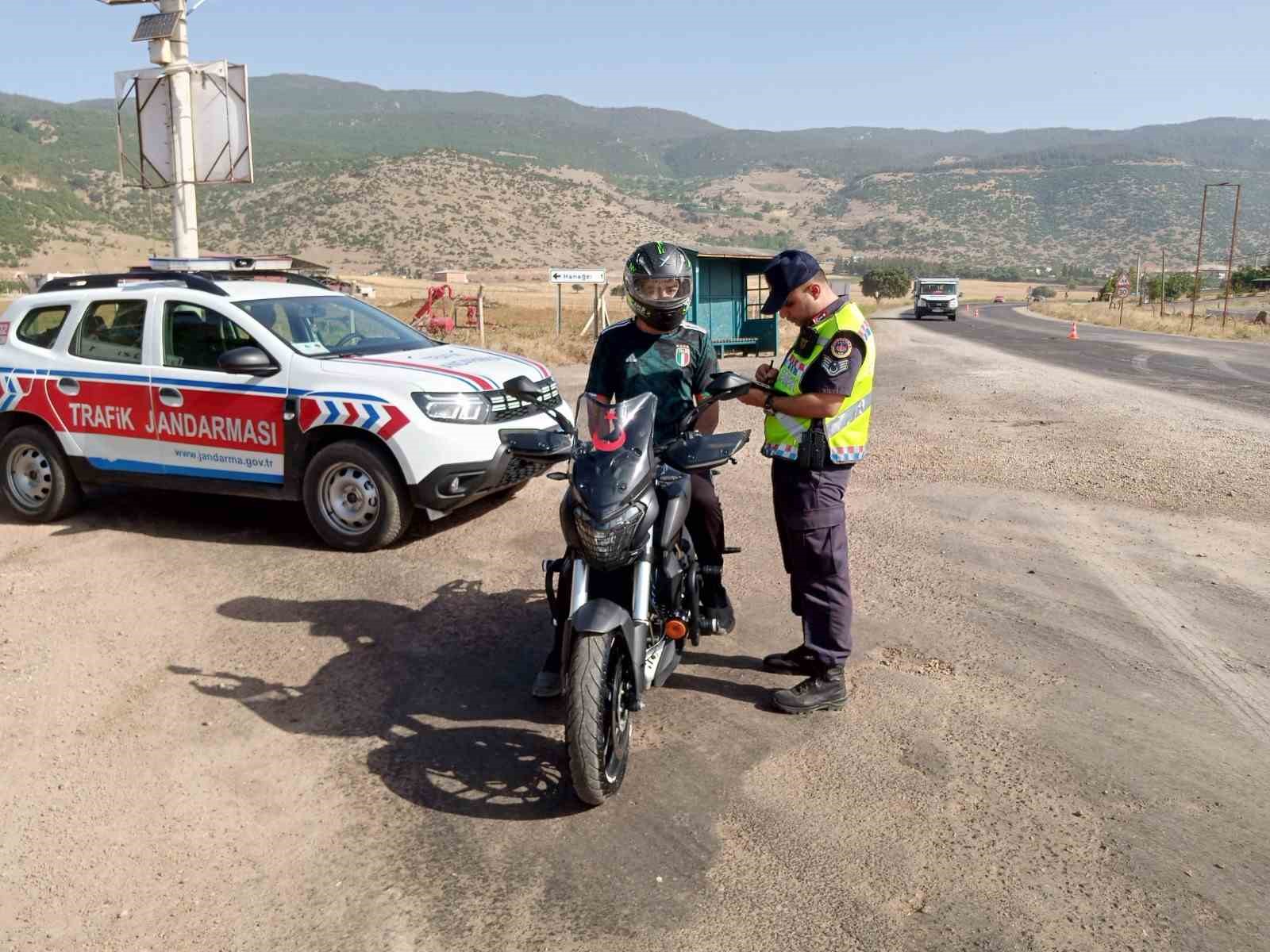 Gaziantep’te 10 motosiklet sürücüsüne 60 bin 941 TL ceza
