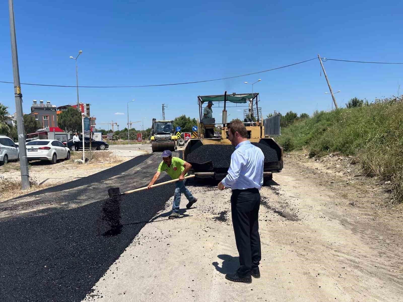 Ceyhan’da hurdaya ayrılan asfalt dökme makinesi onarılarak belediyeye kazandırıldı
