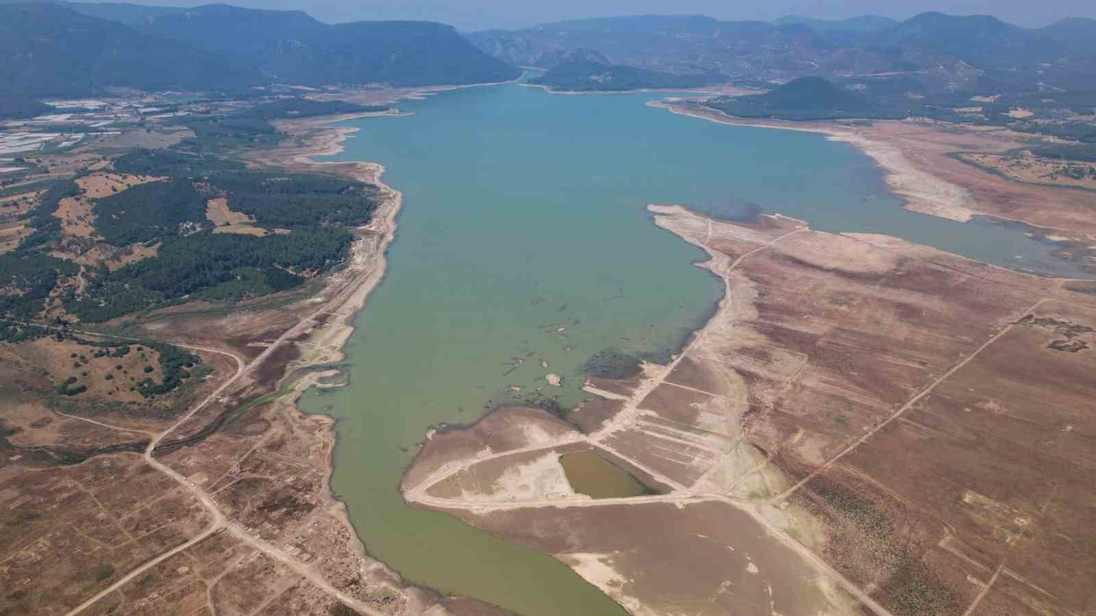 İZSU’dan suyu tasarruflu tüketme çağrısı
