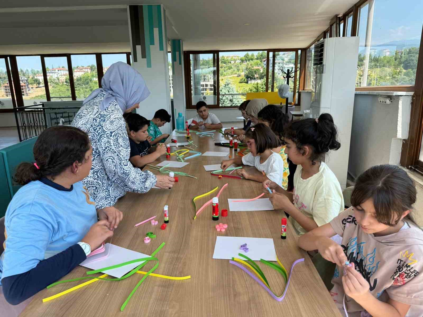 Çocuklar yaz tatilini dolu dolu geçiriyor
