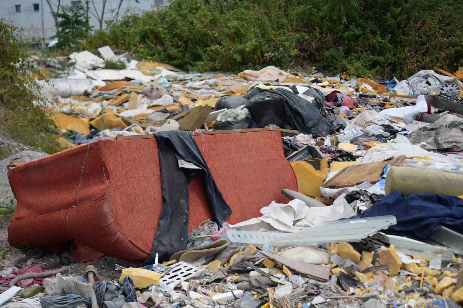 Şehrin göbeğinde ’utandıran’ görüntü: Kimse önlem almıyor
