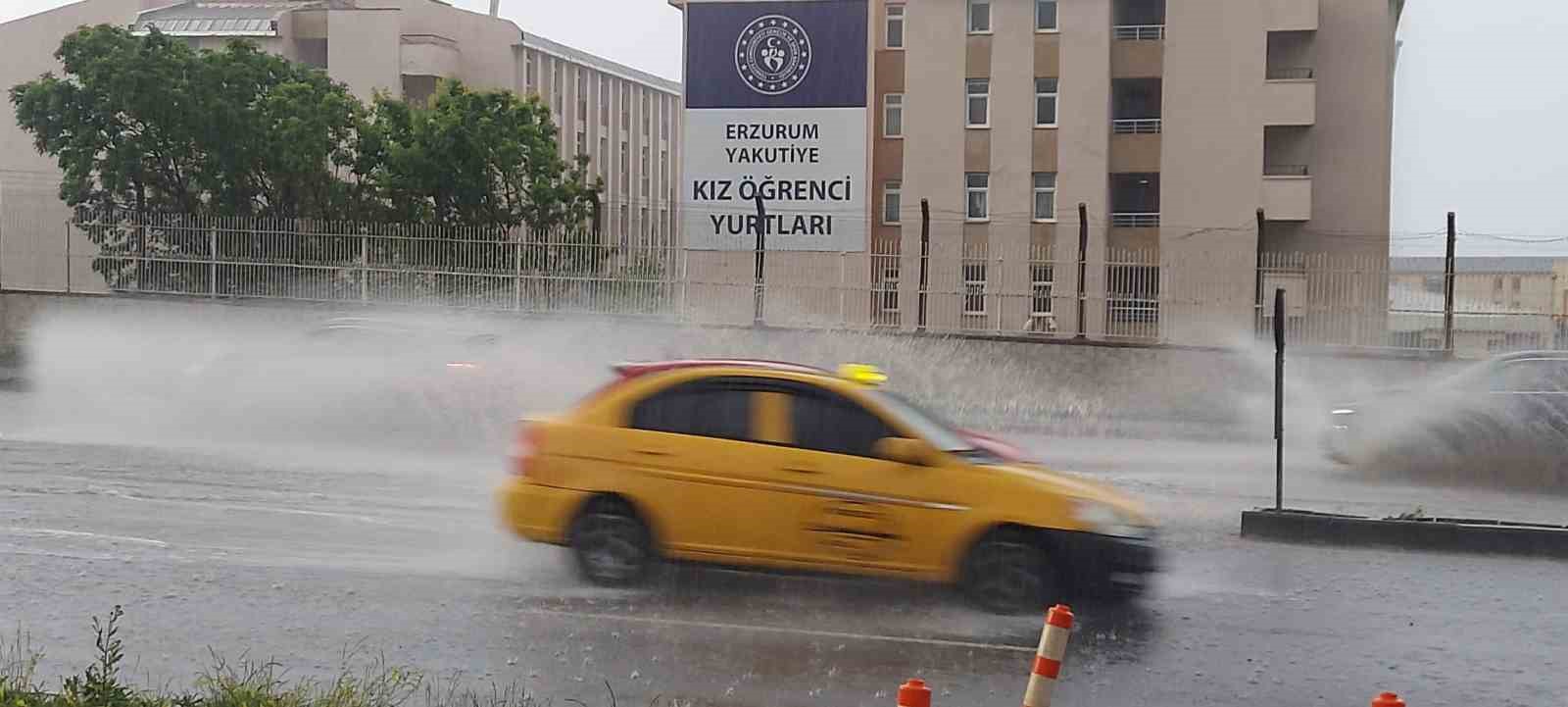 Meteorolojiden sağanak yağış uyarısı
