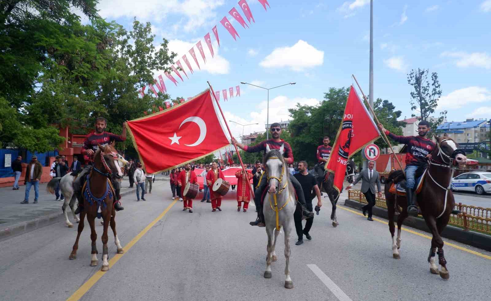 Erzurum’da 105 yıllık coşku
