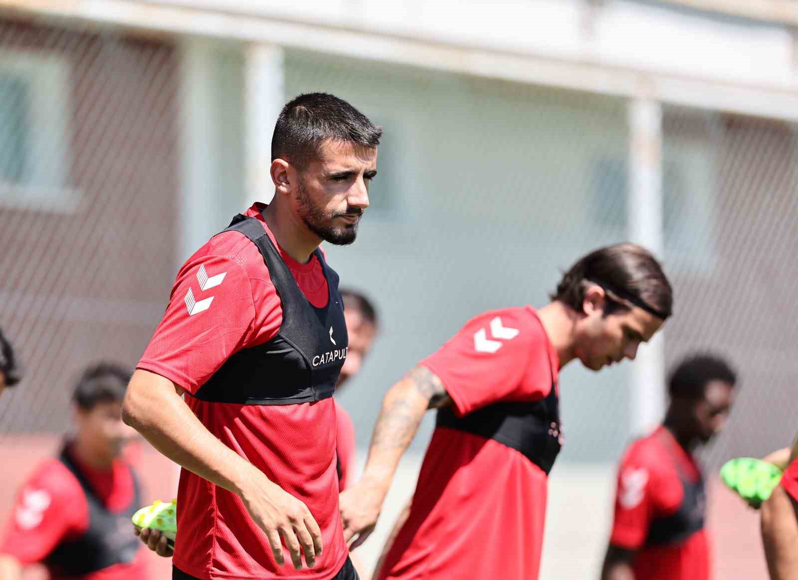 Sivasspor, yeni sezona iddialı hazırlanıyor
