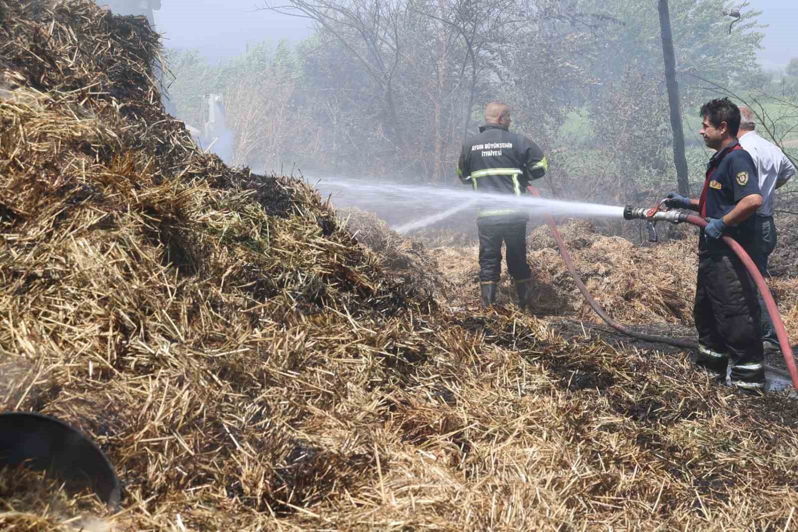 Koçarlı’da saman deposu yangını korkuttu
