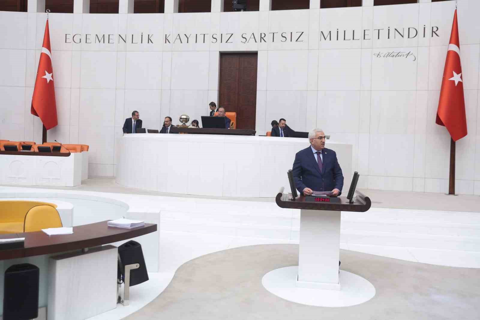 Milletvekili Öz: “Milli mücadelenin fitili Erzurum’dan ateşlendi”
