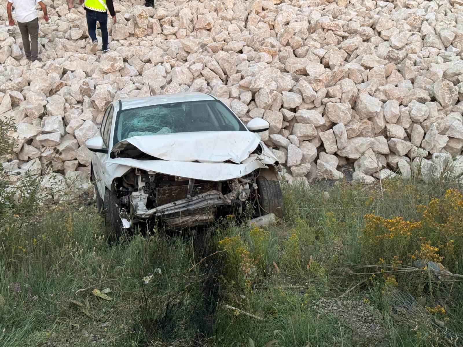 Kastamonu’da hafif ticari araç ile otomobil çarpıştı: 9 yaralı
