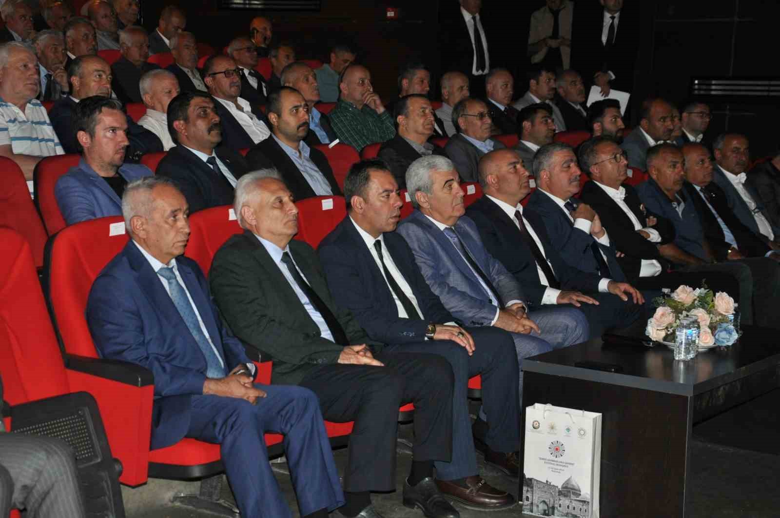 Kars’ta Batı Azerbaycan’a Dönüş Forumu
