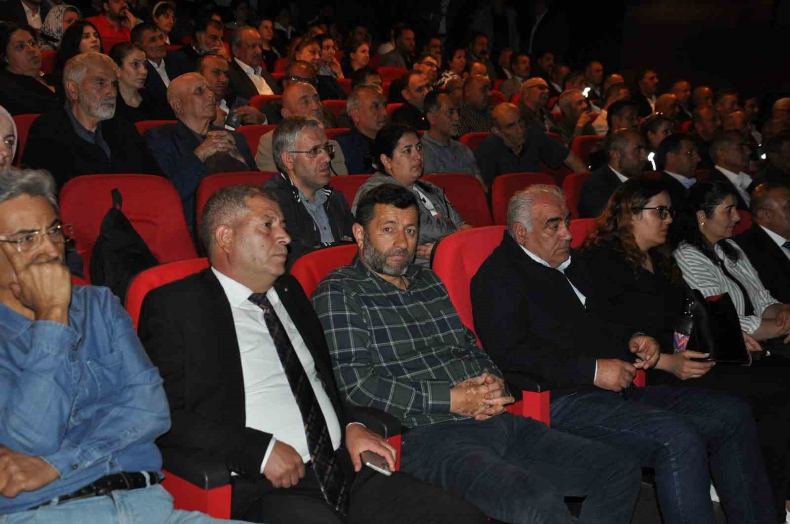 Kars’ta Batı Azerbaycan’a Dönüş Forumu
