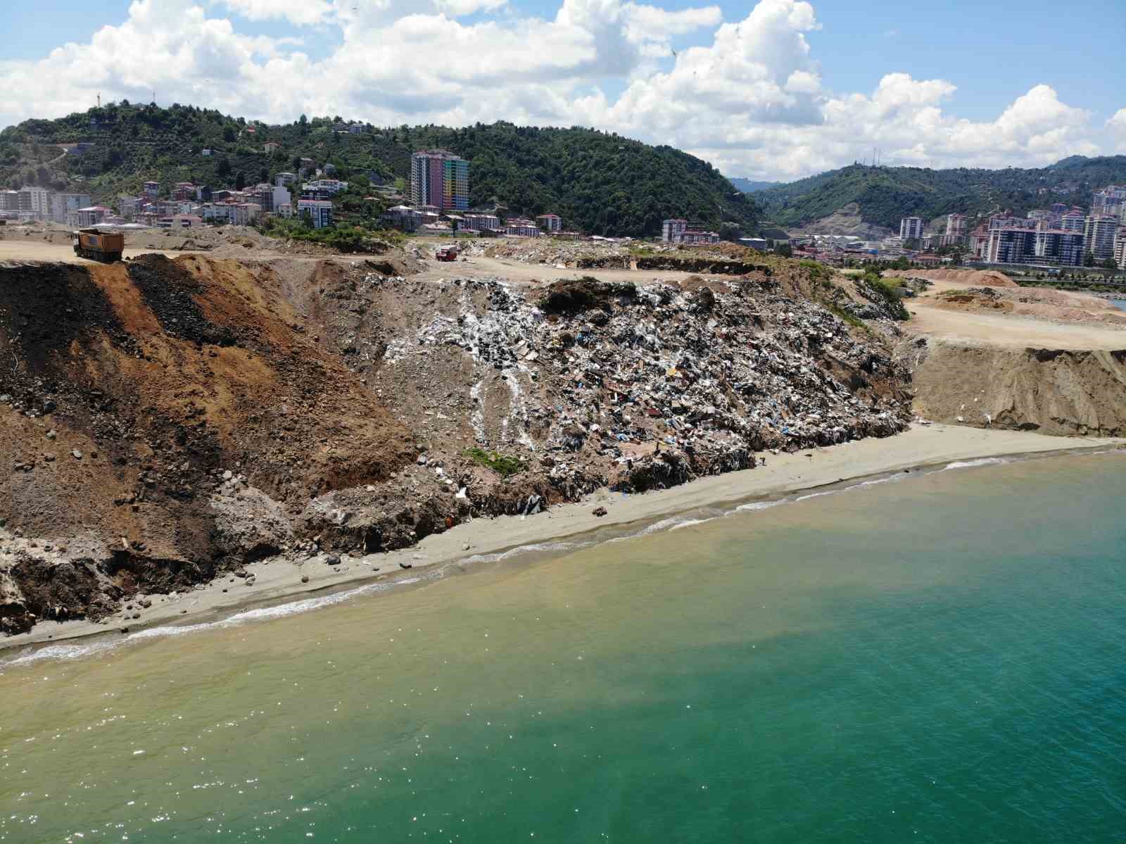 Giresun Adası manzaralı çöplük
