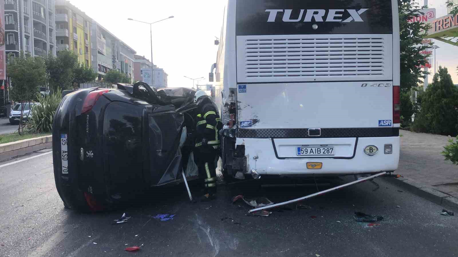 Tekirdağ’da zincirleme kaza: Ağır yaralanan sürücüyü sıkıştığı yerden itfaiye kurtardı
