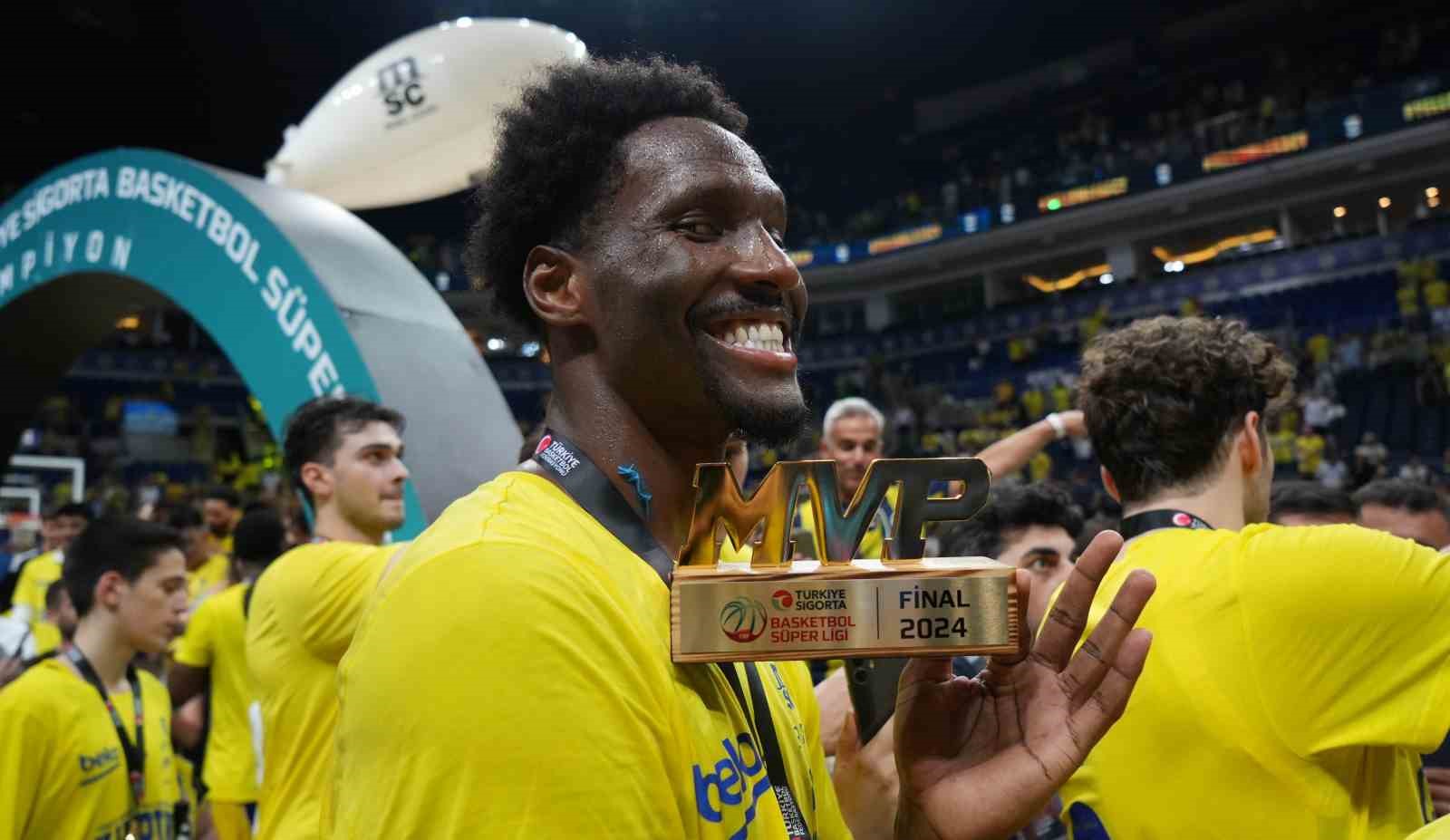 Fenerbahçe Beko, Nigel Hayes-Davis ile sözleşme yeniledi
