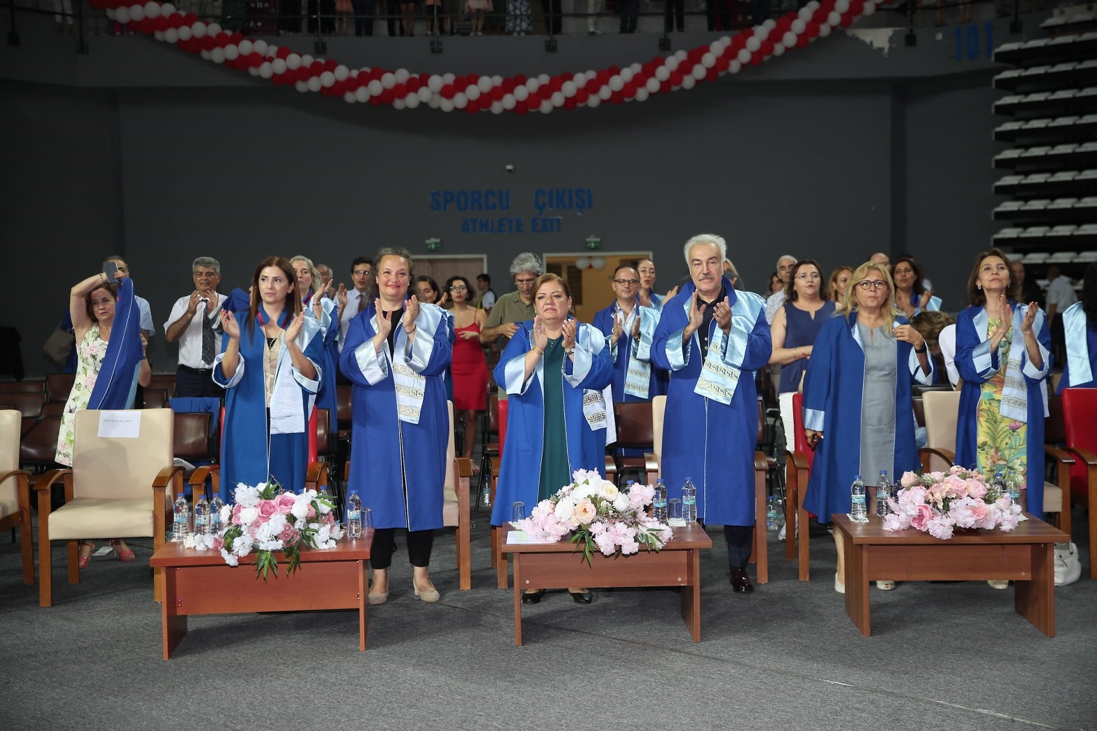 Akdeniz Üniversitesi’nde 293 genç hekim yemin etti
