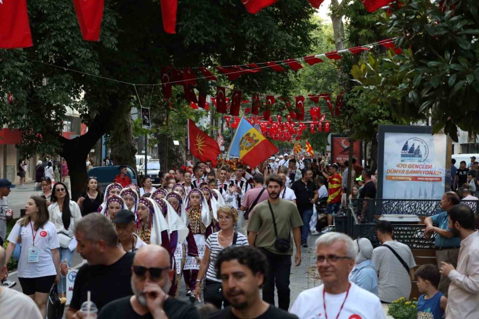 Kocaeli 1. Balkan Halk Oyunları Festivali başladı
