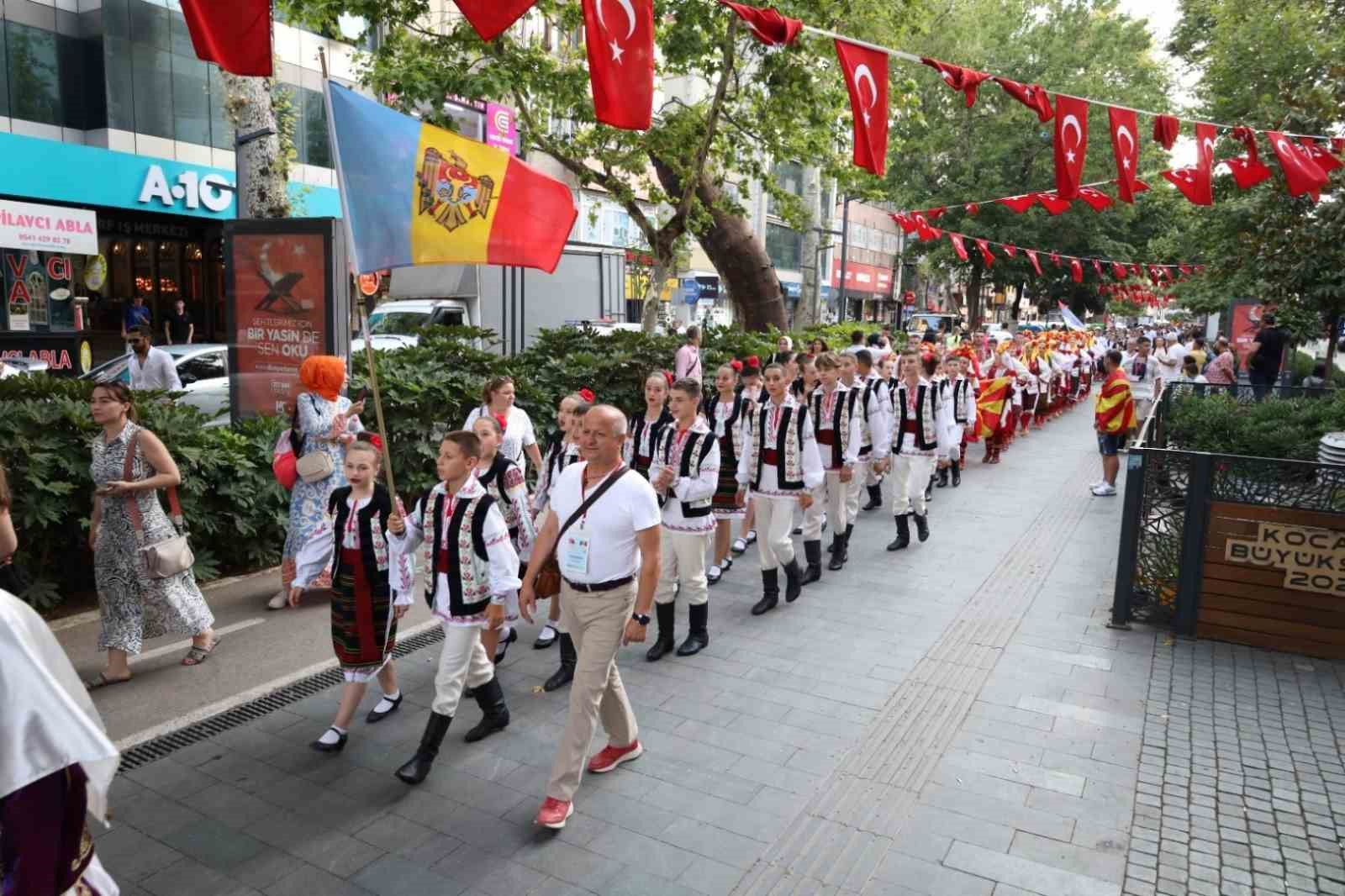 Kocaeli 1. Balkan Halk Oyunları Festivali başladı
