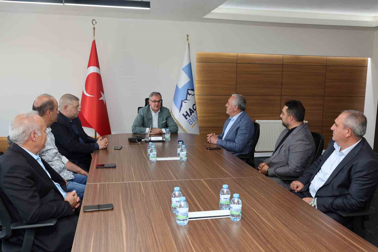 Başkan Özdoğan MHP Kayseri İl Başkanı Demirezen ve heyetini ağırladı
