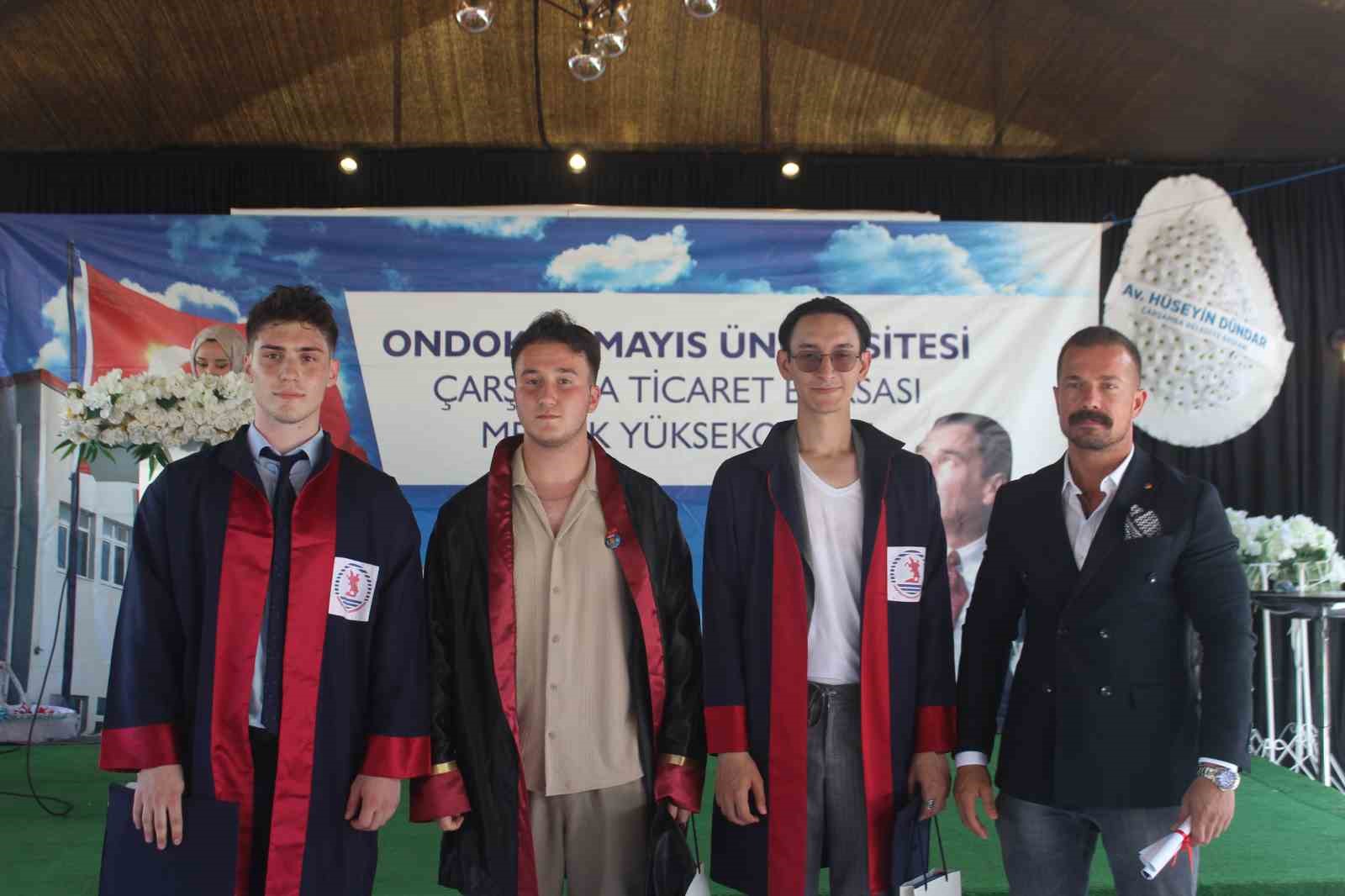 Çarşamba Ticaret Borsası MYO’da mezuniyet heyecanı
