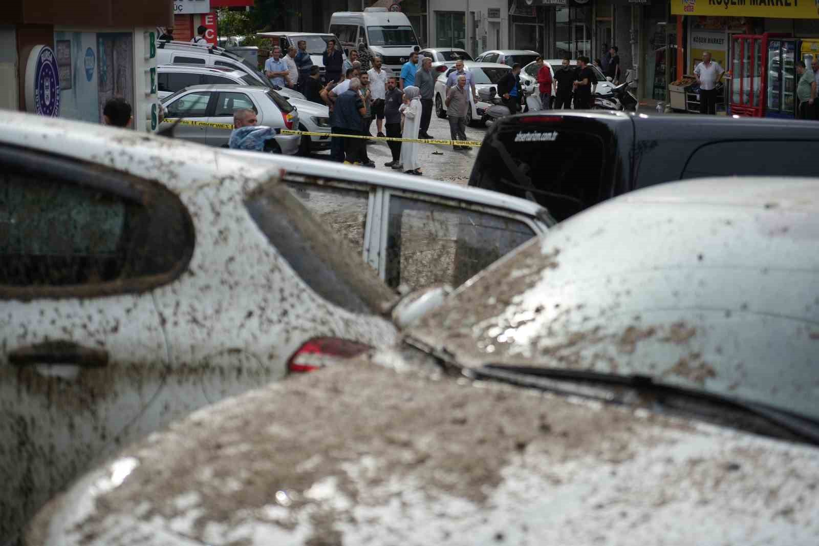 Bursa’da selin bilançosu havadan görüntülendi
