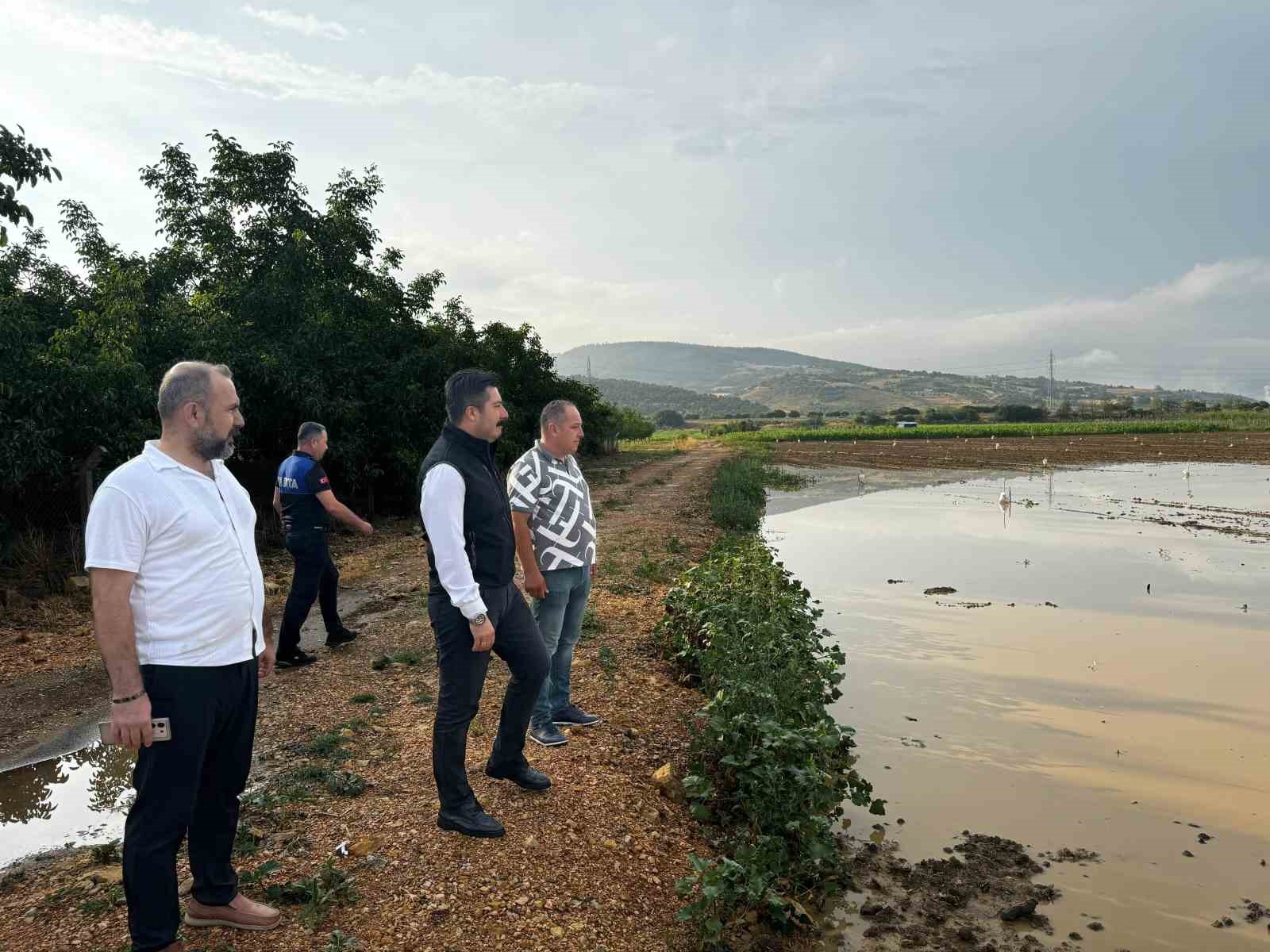 Başkan Özel, köylerde incelemede bulundu
