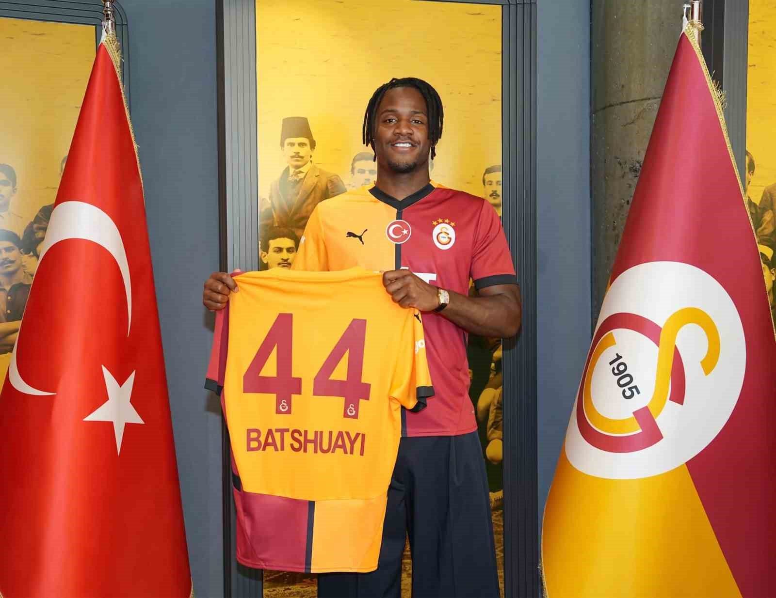 Michy Batshuayi: “Tekrar Şampiyonlar Ligi’nde oynayacağım için mutluyum”
