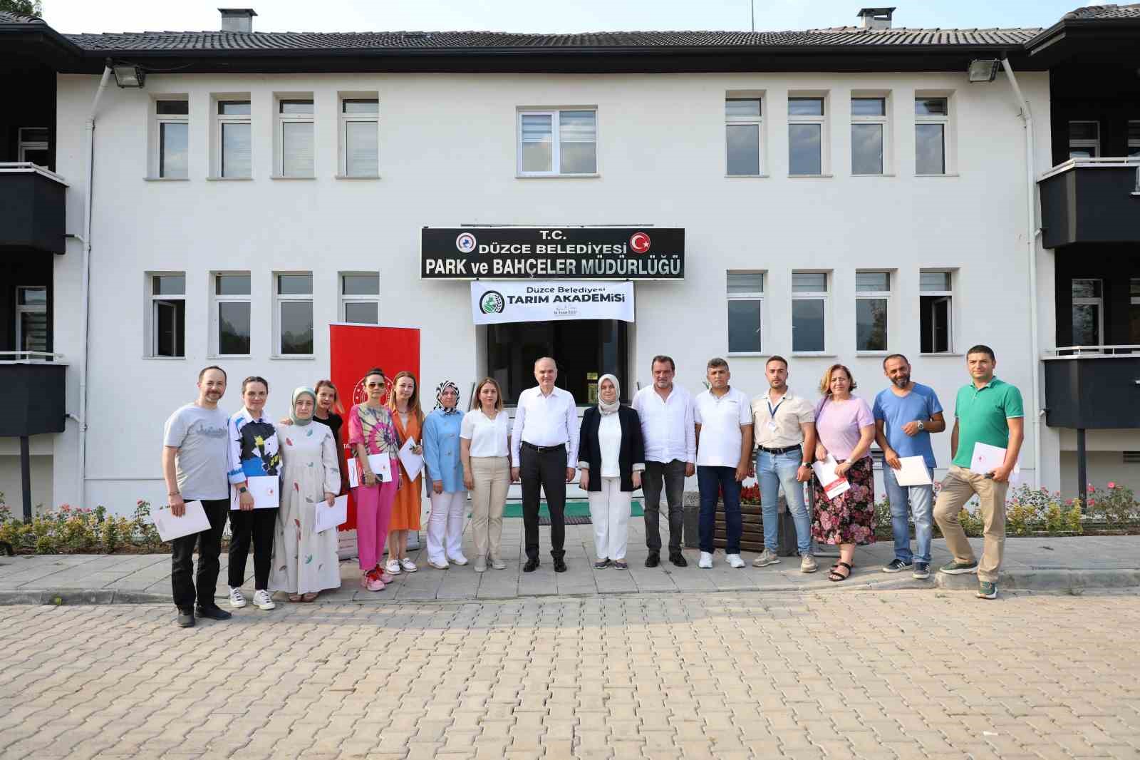 Tarım akademisi ilk mezunlarını verdi
