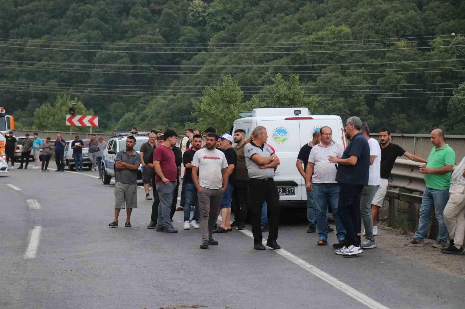 Sakarya’da 8 araçlı feci kaza: 1 ölü, 6 yaralı
