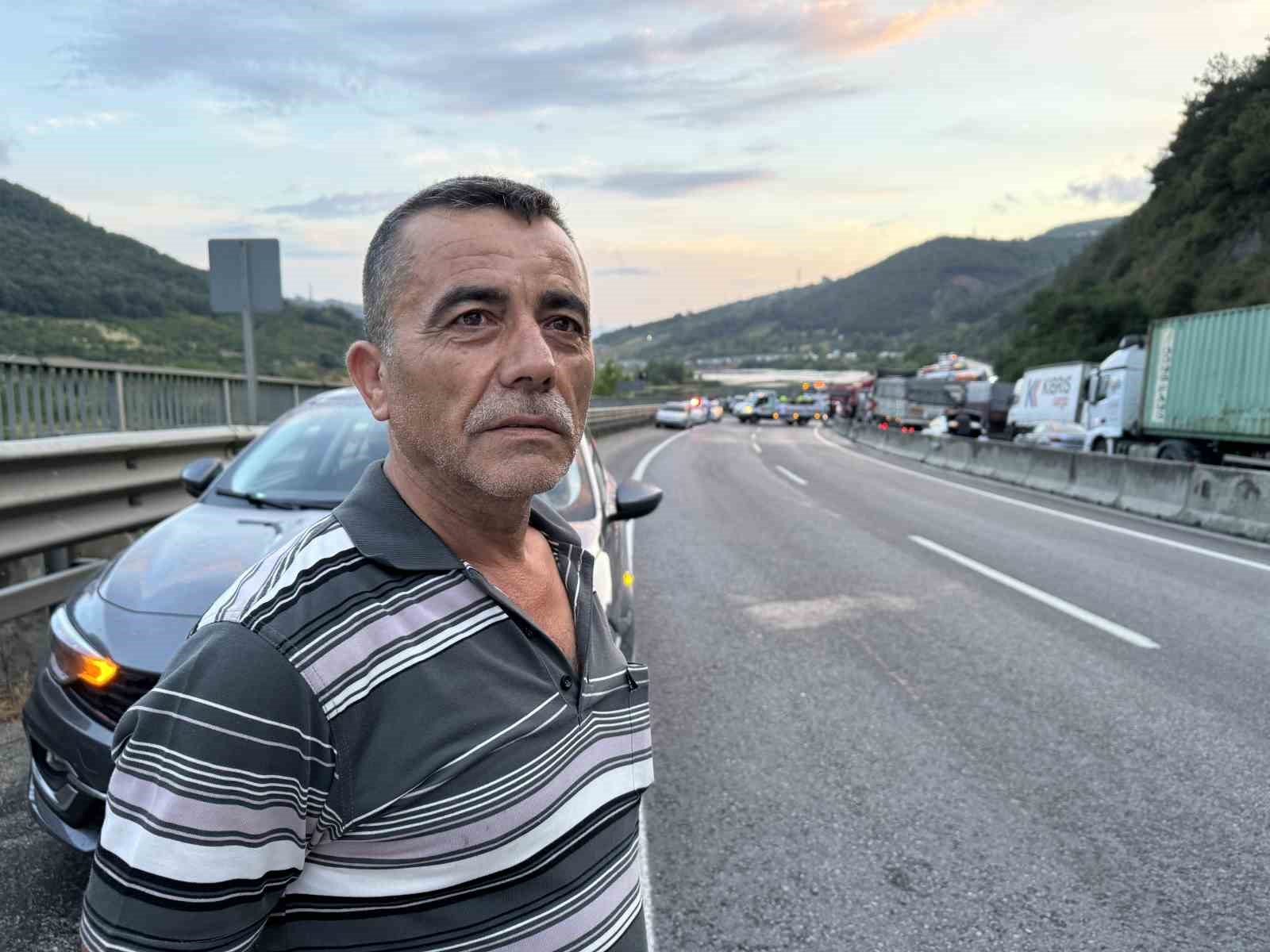 Sakarya’da 8 araçlı feci kaza: 1 ölü, 6 yaralı
