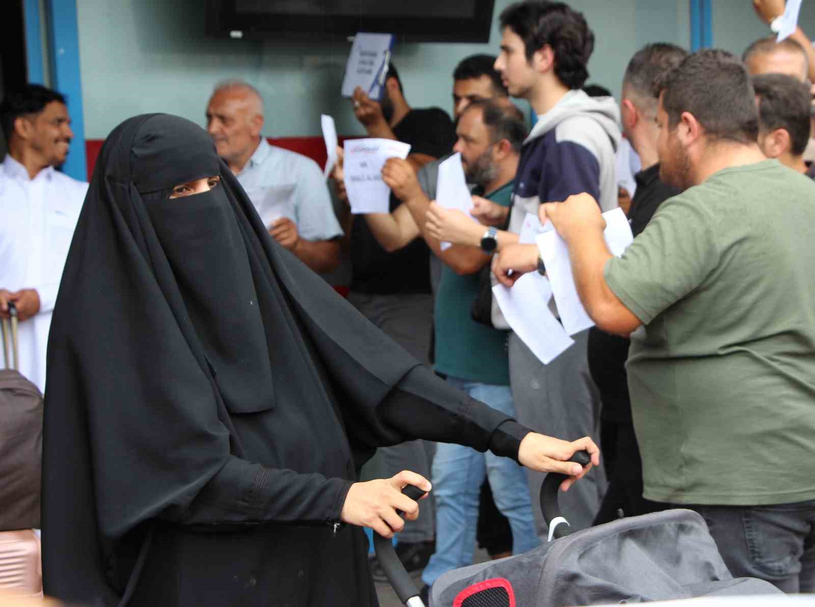 Trabzon Havalimanı’nda turizm sezonu yoğunluğu
