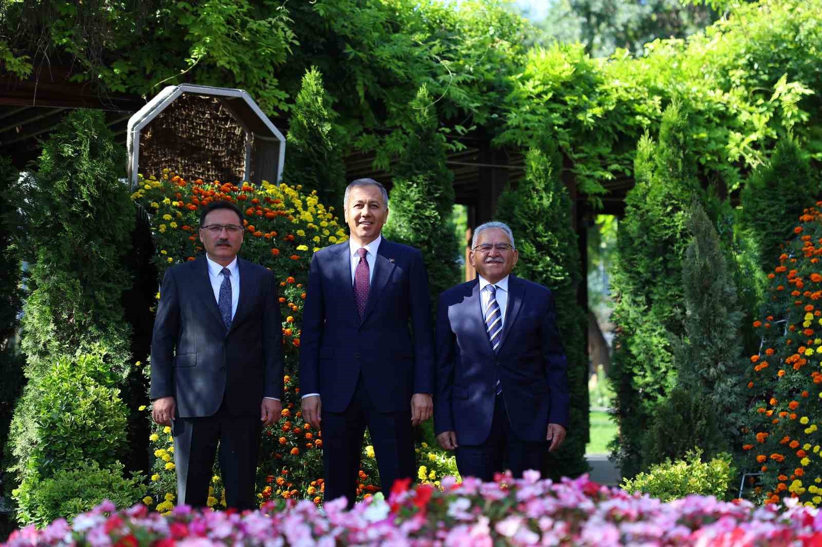 İçişleri Bakanı Yerlikaya’dan Başkan Büyükkılıç’a ziyaret
