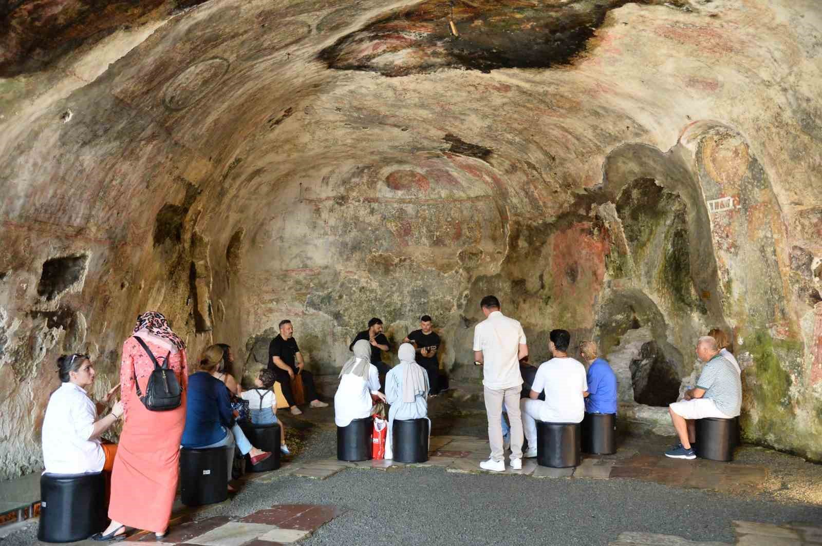 Tarihle müzik Kızlar Manastırı’nda buluşuyor
