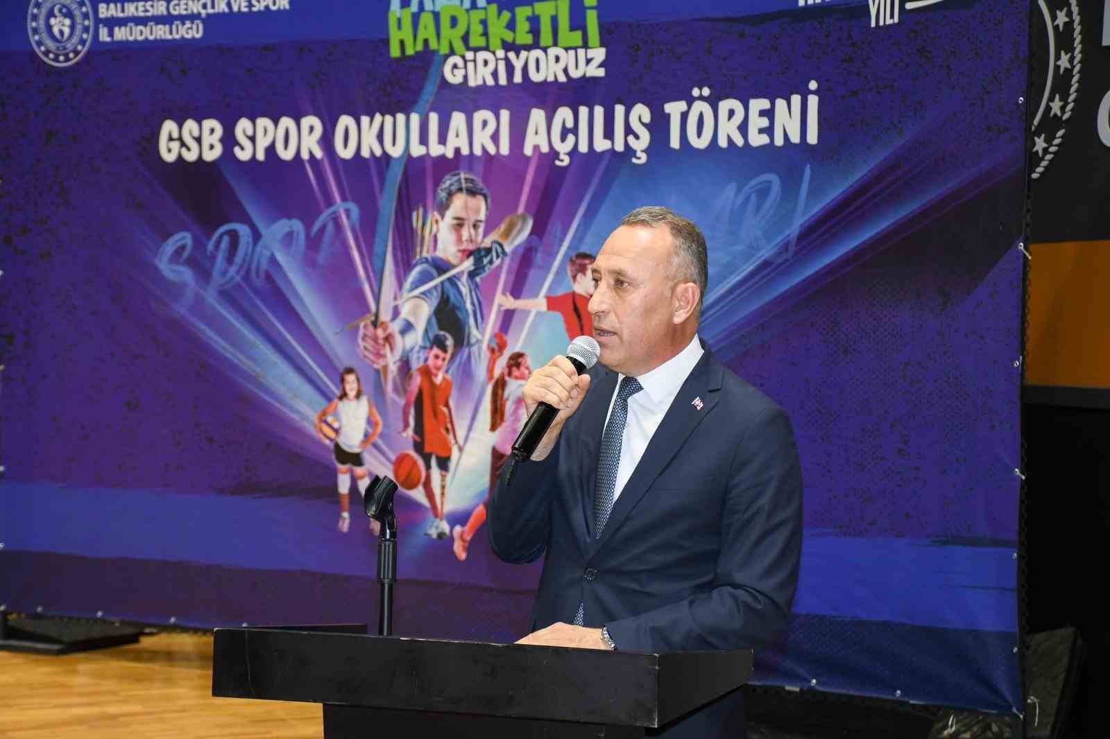 Balıkesir’de Sporun geleceği spor okulları ile başlıyor
