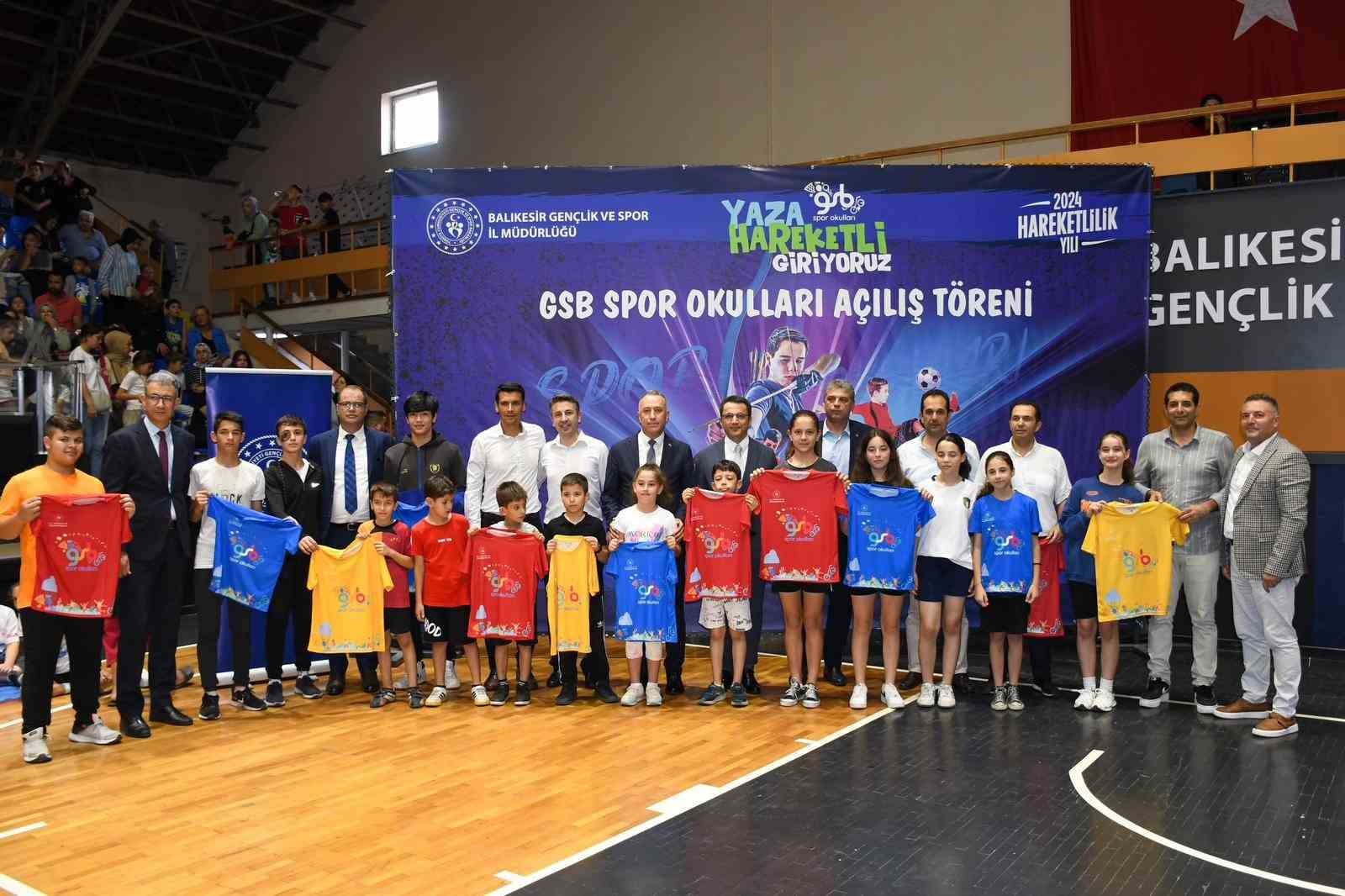 Balıkesir’de Sporun geleceği spor okulları ile başlıyor
