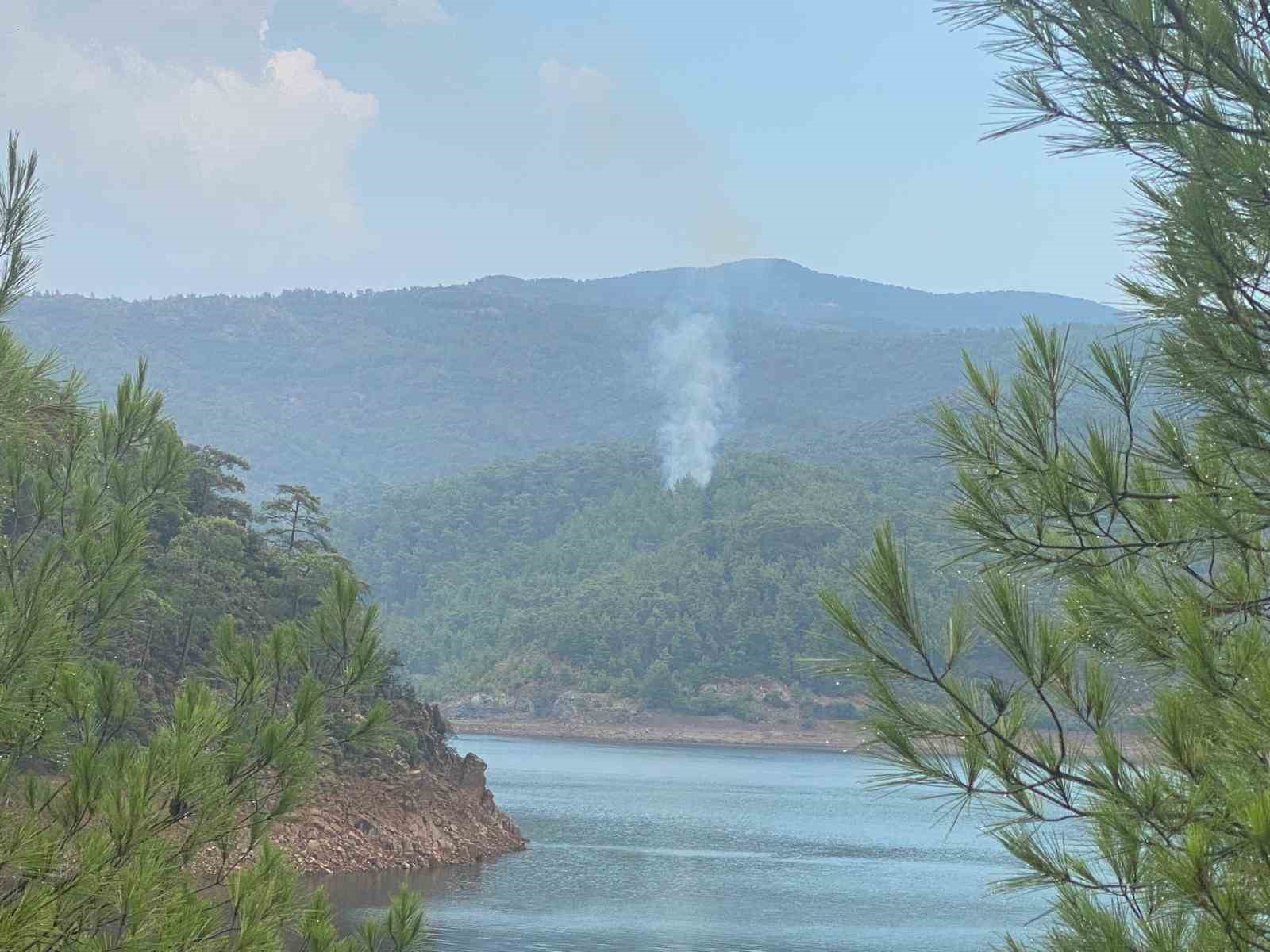 Marmaris’te yıldırım yangını
