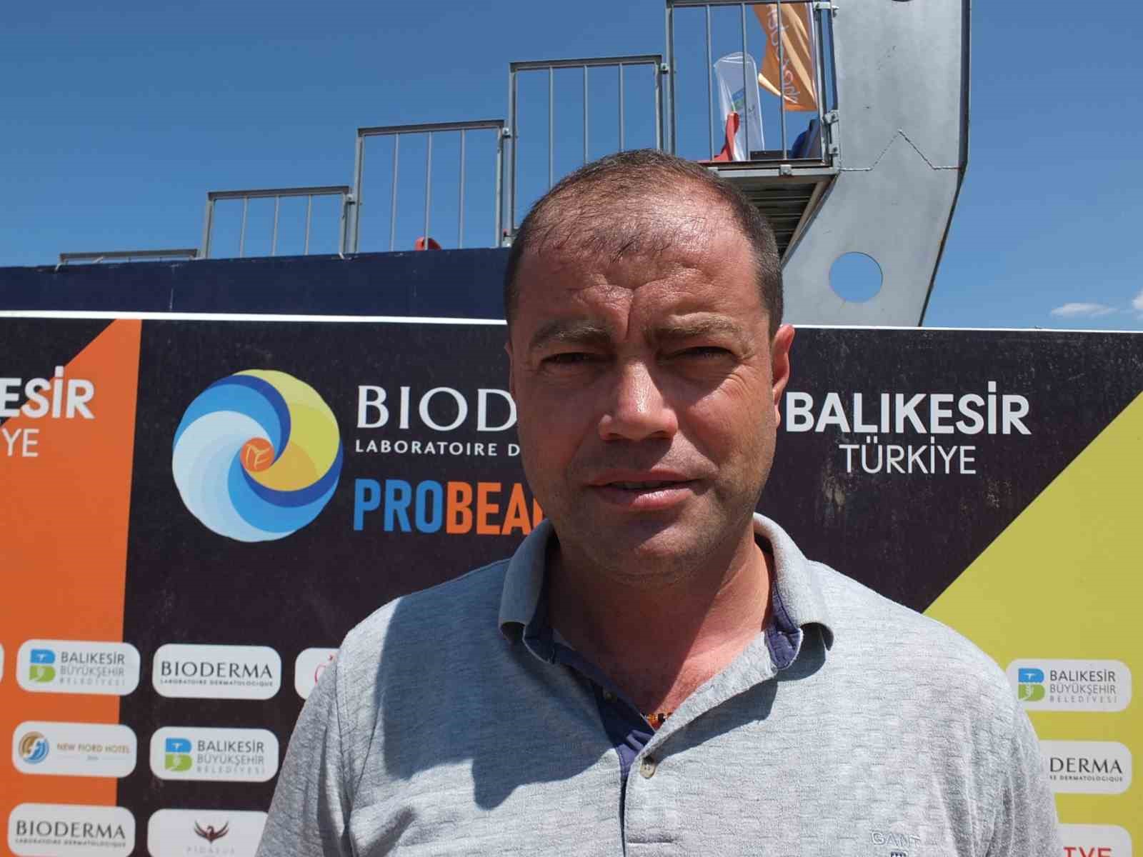 Balıkesir’de Plaj Voleybolu başladı
