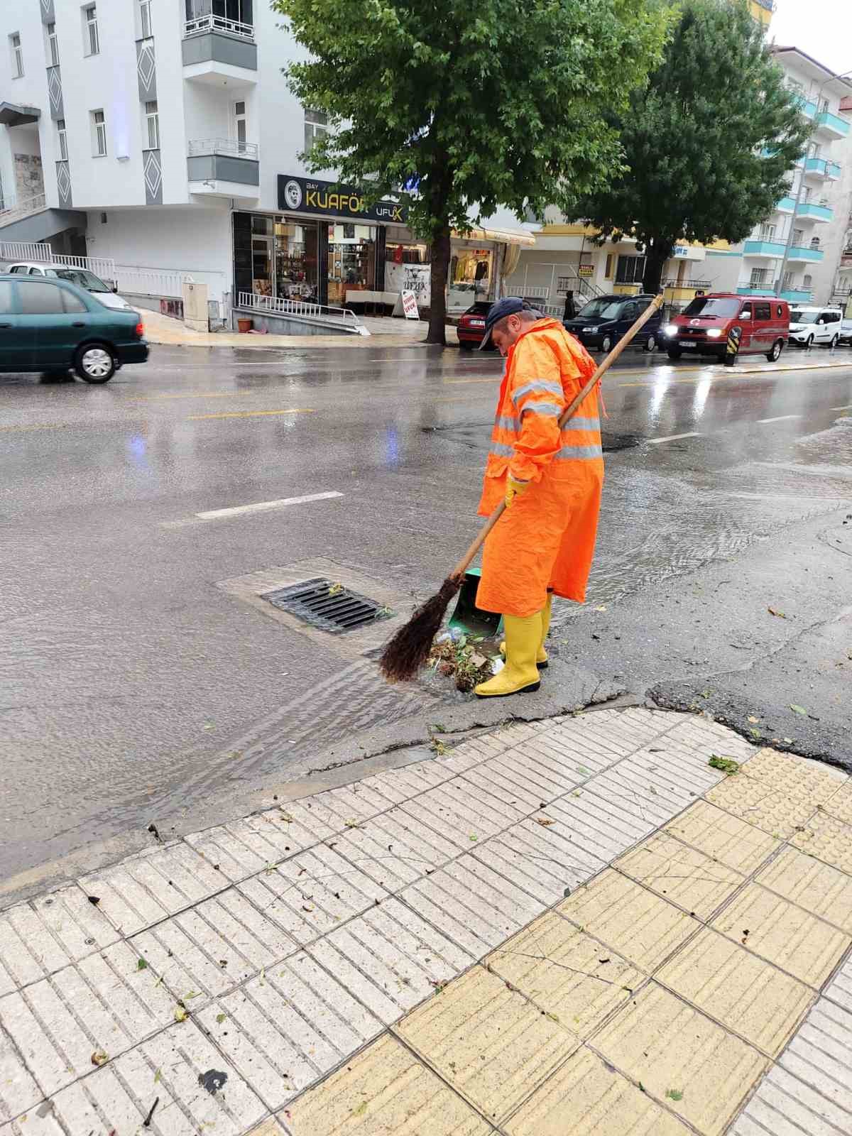 Çorum Belediyesi 62 ihbara müdahale etti
