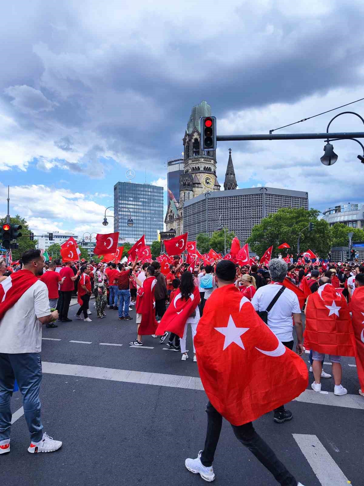 Berlin’de Türkiye coşkusu
