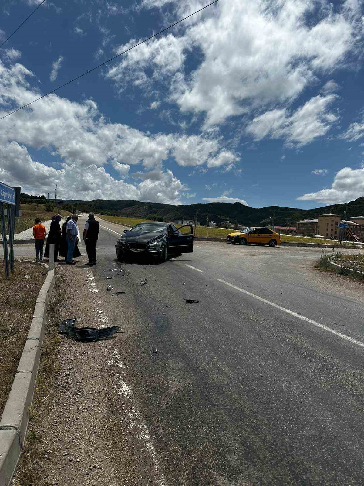 Giresun’da trafik kazası: Aynı aileden 5 kişi yaralandı
