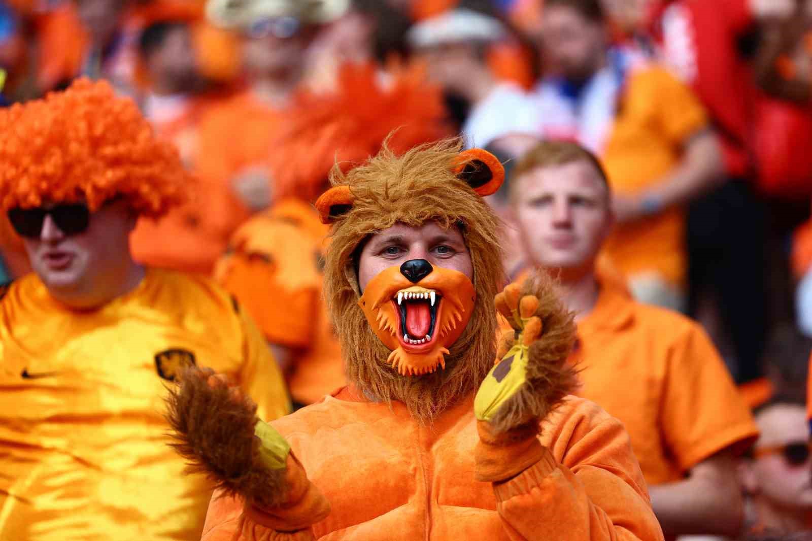 EURO 2024: Hollanda: 0 - Türkiye: 0 (Maç devam ediyor)
