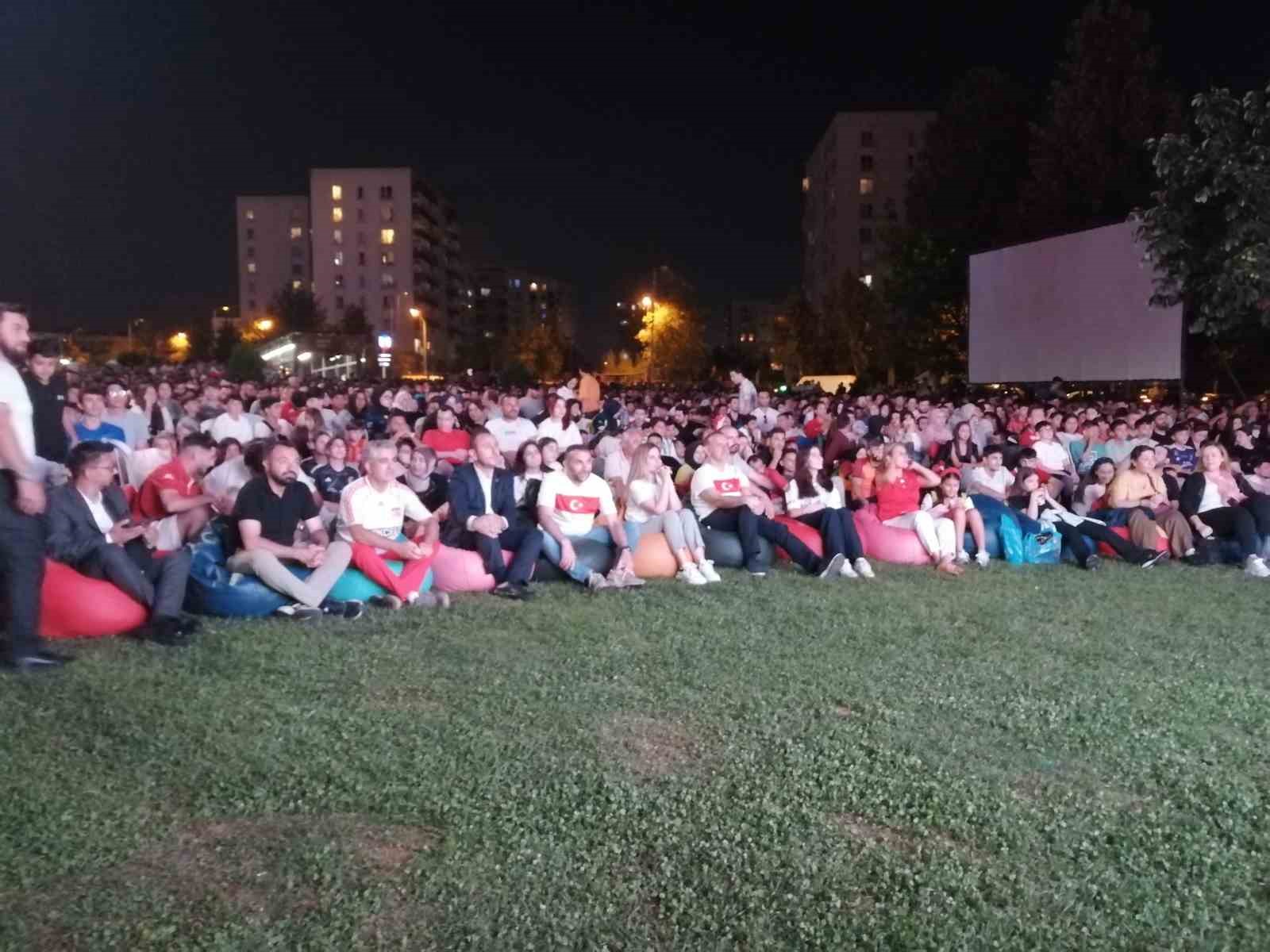 Milli maç heyecanı Sancaktepe’de yaşandı
