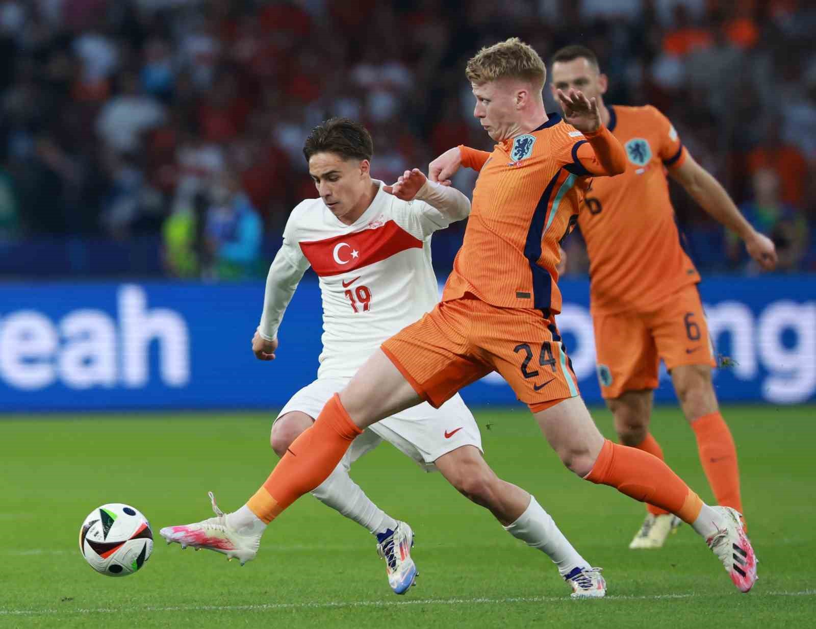 EURO 2024: Hollanda: 0 - Türkiye: 1 (İlk yarı)
