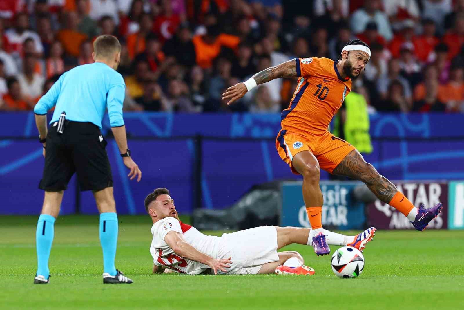 EURO 2024: Hollanda: 0 - Türkiye: 1 (İlk yarı)
