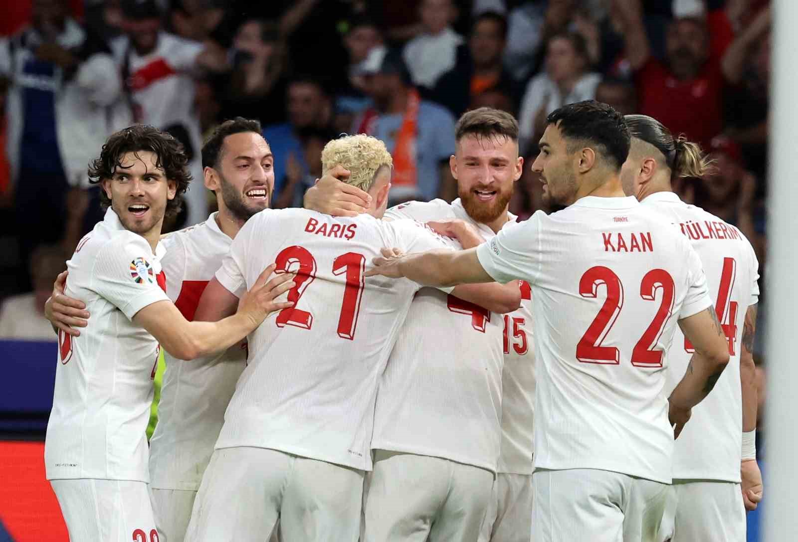 EURO 2024: Hollanda: 0 - Türkiye: 1 (İlk yarı)
