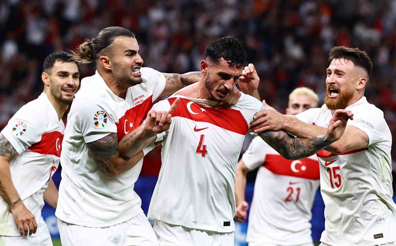 EURO 2024: Hollanda: 0 - Türkiye: 1 (İlk yarı)
