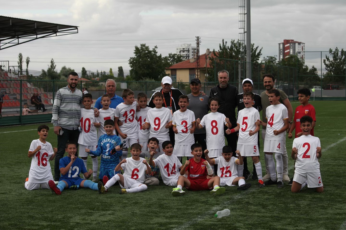 U-11 ve U-13 Ligi’nde şampiyonlar belli oldu
