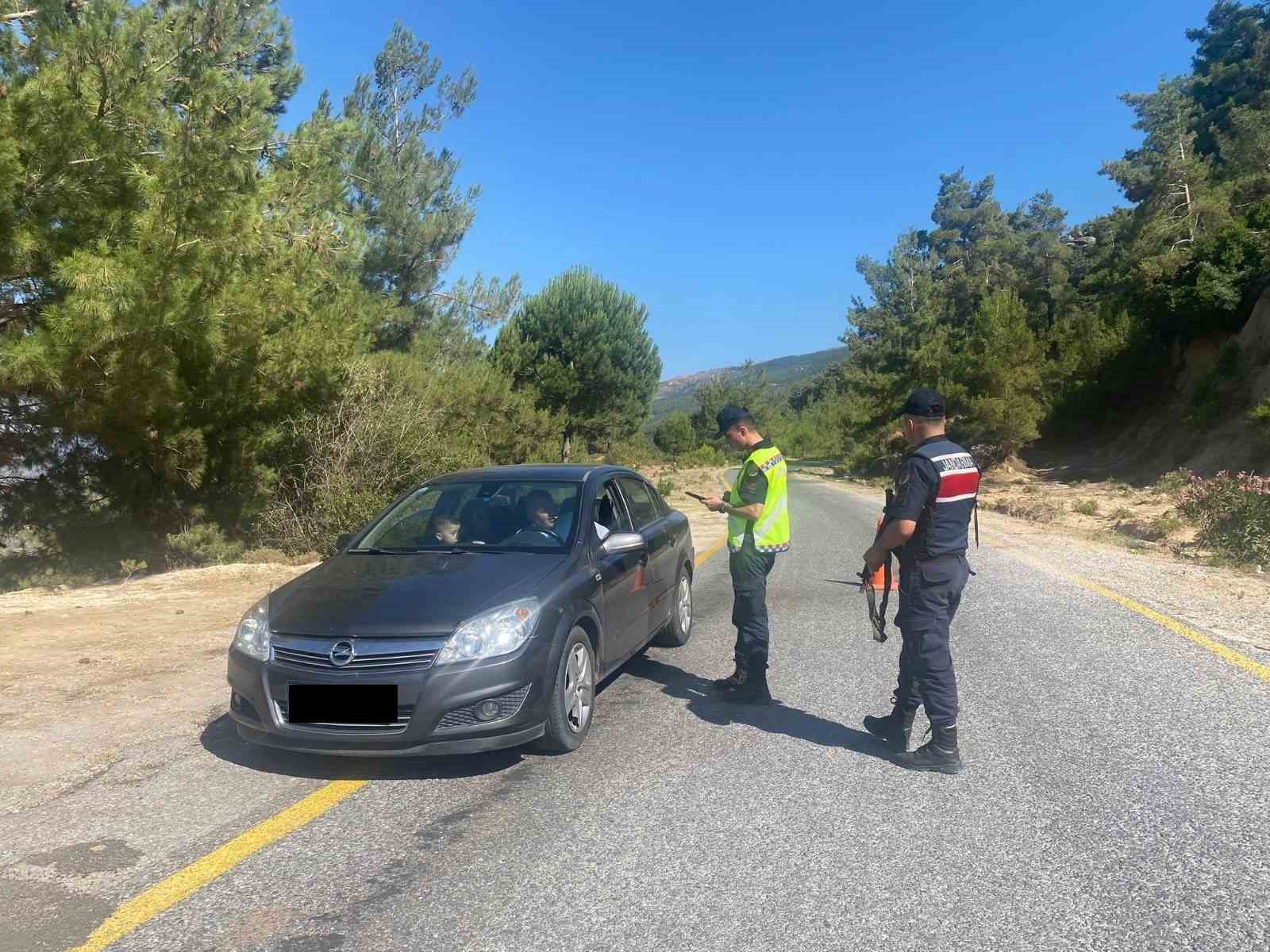 Jandarma orman yangınlarına karşı bilgilendirdi
