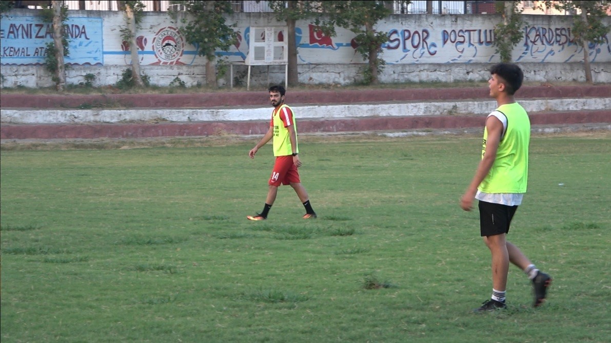 Milli takımdan, Osmaniye Amatör Lig’e transfer
