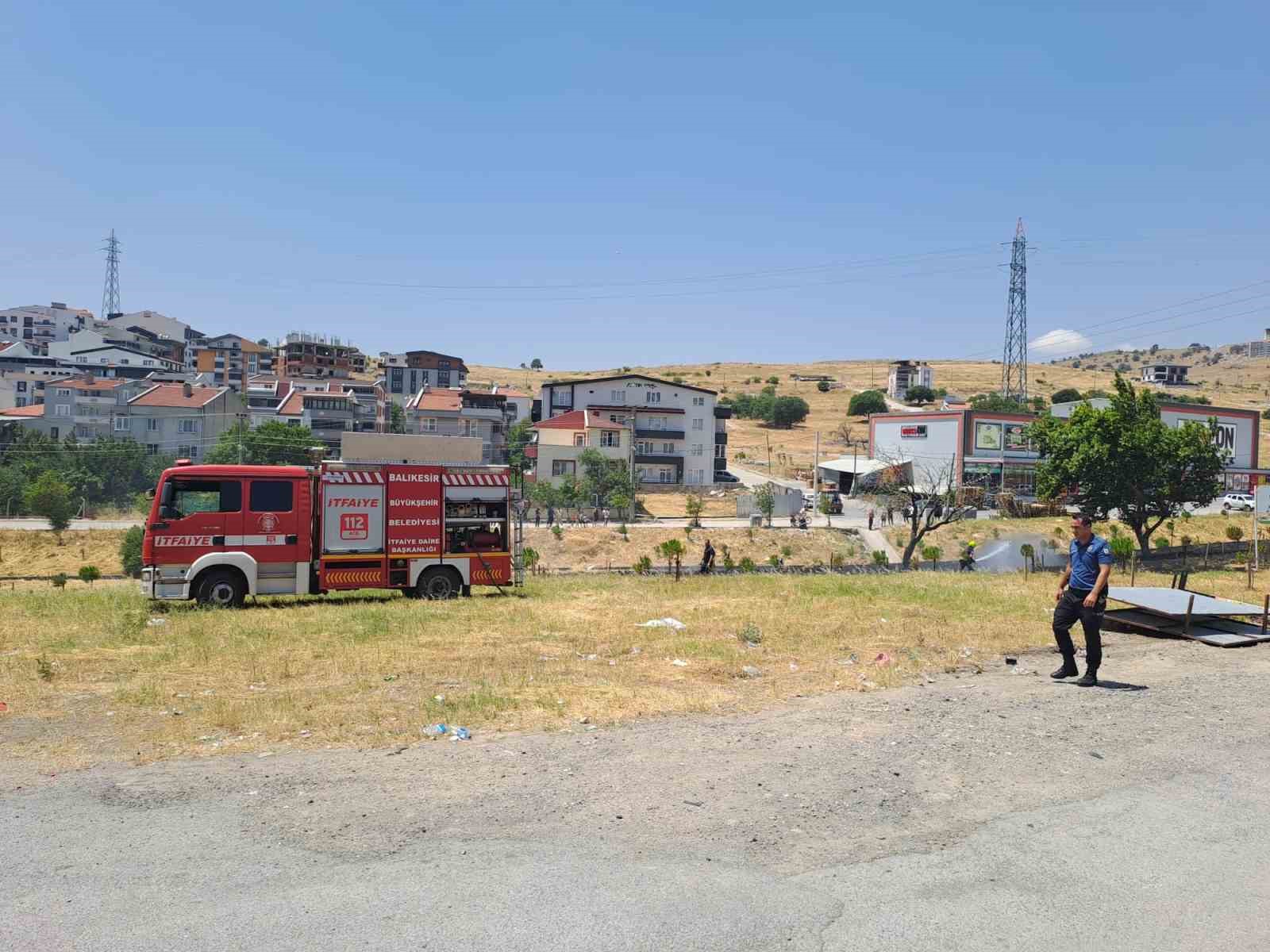 Balıkesir’de korkutan yangın
