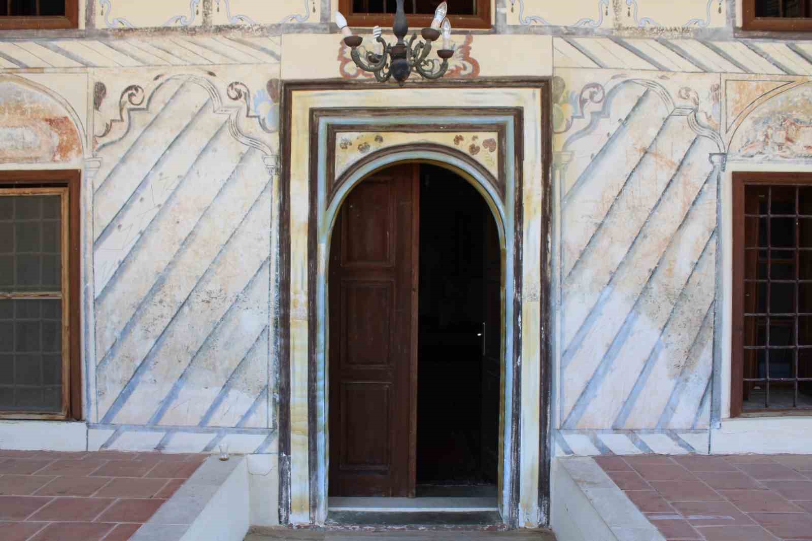 Koçarlı’da tarihe tanıklık eden Cihanoğlu Camii, 239 yıldır ayakta
